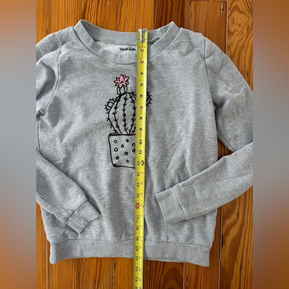 ModCloth Sweatshirt  - Picture 5 of 6